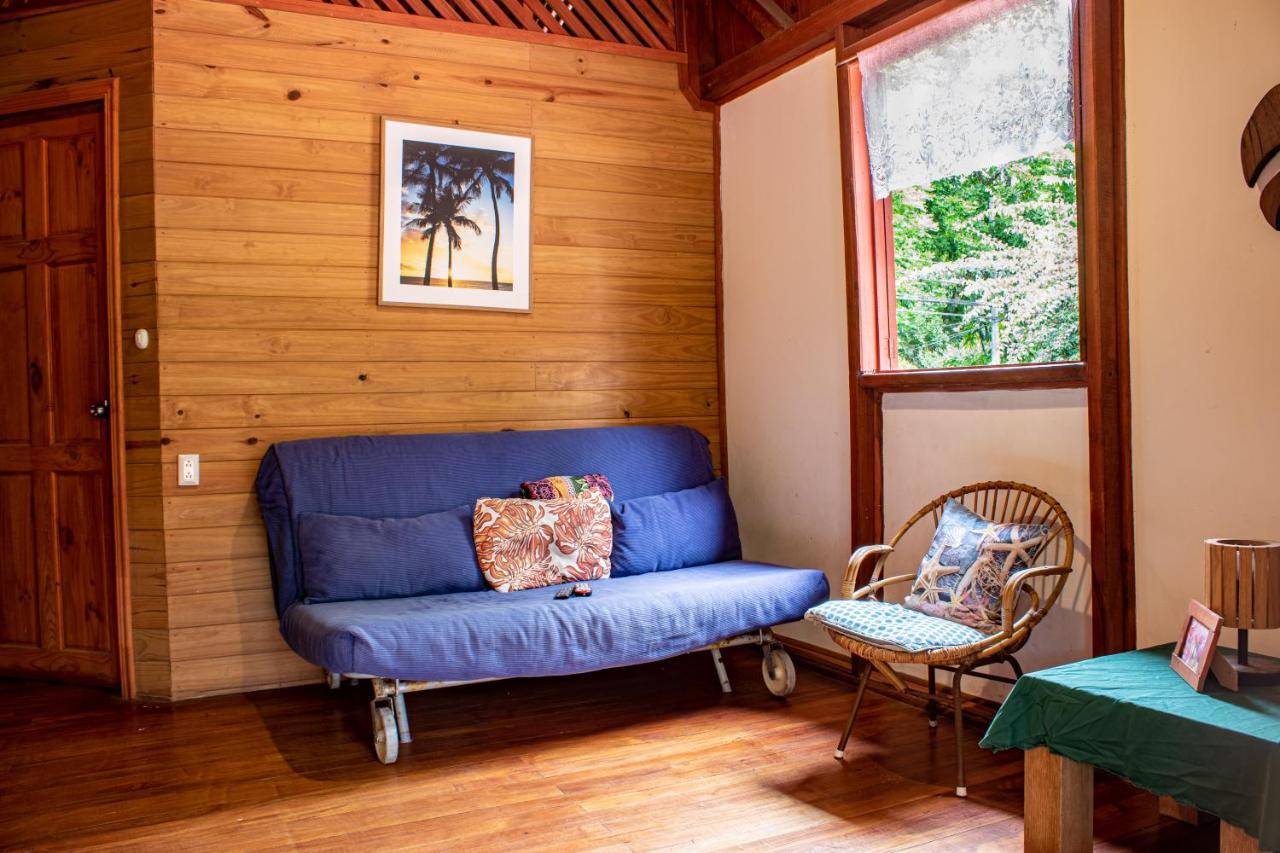 Chalet Y Cabinas Hibiscus Cahuita Exterior foto