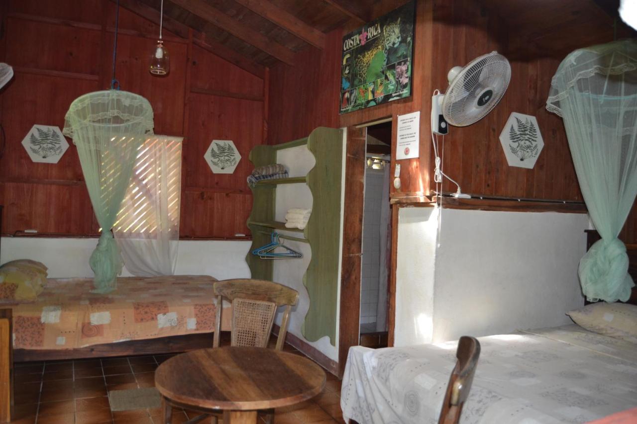 Chalet Y Cabinas Hibiscus Cahuita Exterior foto