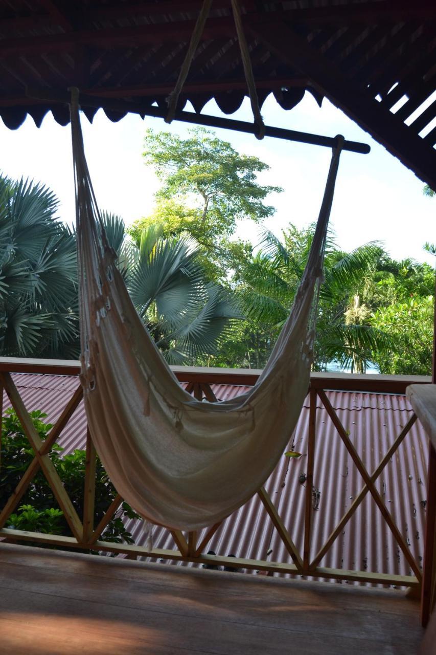 Chalet Y Cabinas Hibiscus Cahuita Exterior foto